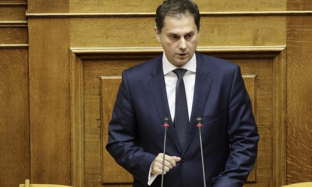 Τα ψέματα του Θεοχάρη και οι διακρίσεις εις βάρος των Ελλήνων